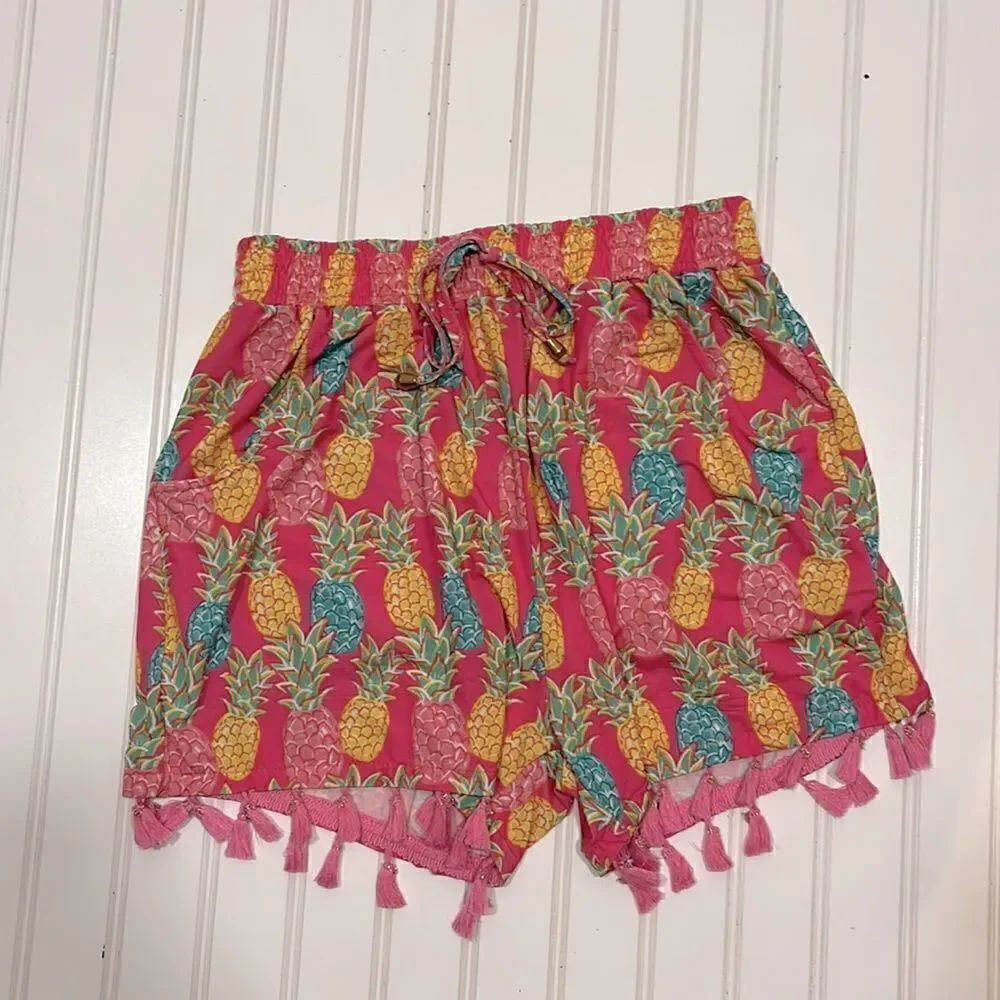 Simply Southern pineapple tassel shorts